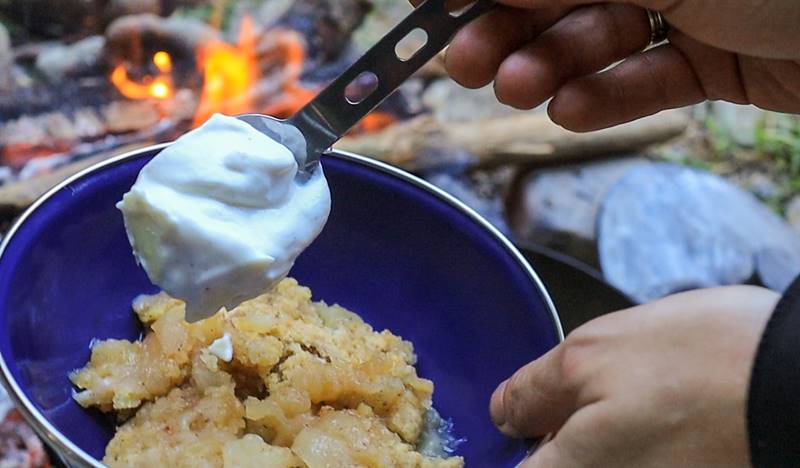 Easy Apple Crumble - Yammi